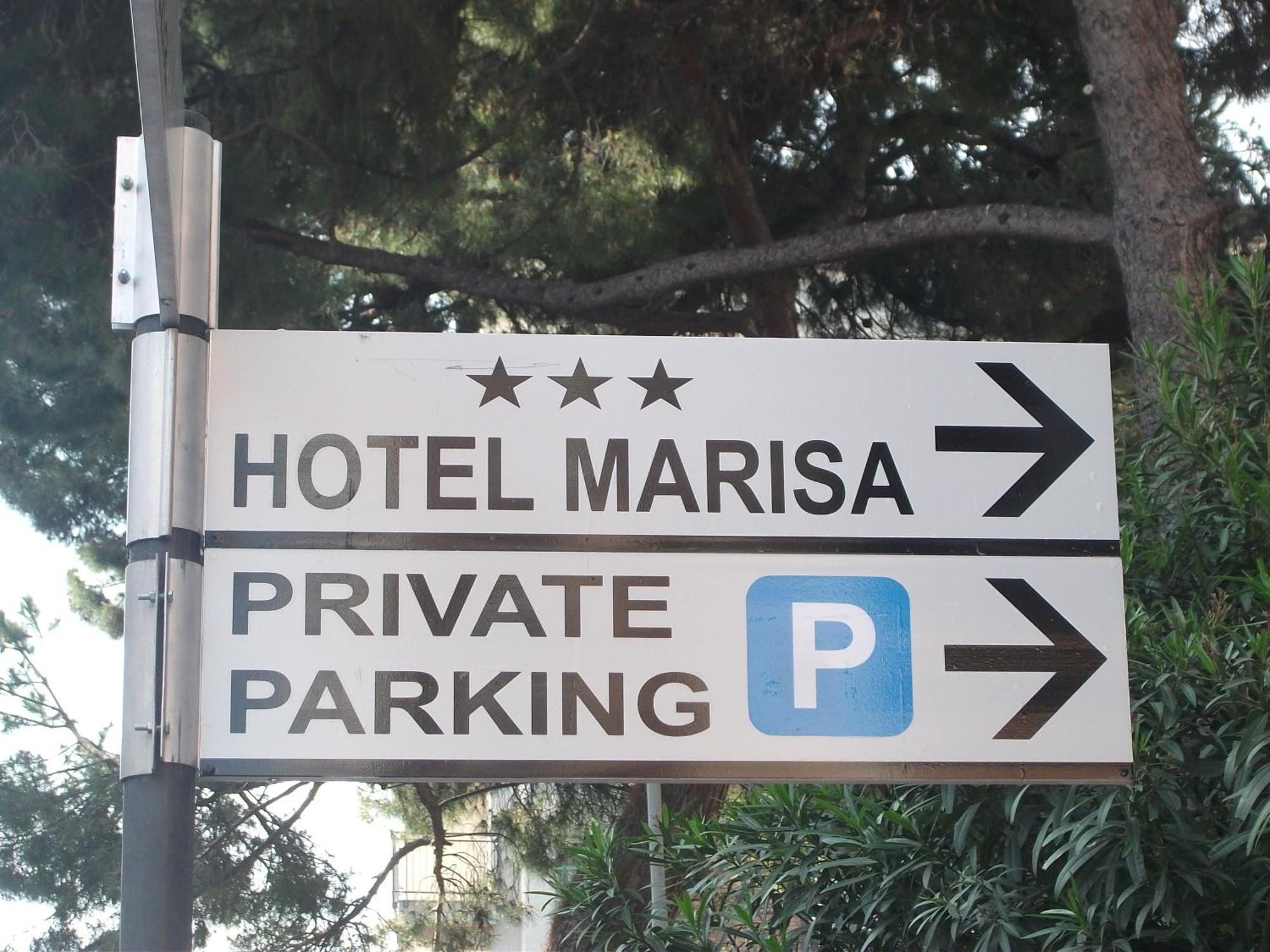 Hotel Marisa Albenga Buitenkant foto